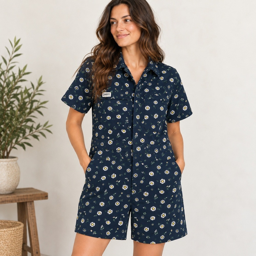 Duluth Trading Womens Heritage Gardening Ripstop Romper Navy Daisy Floral M